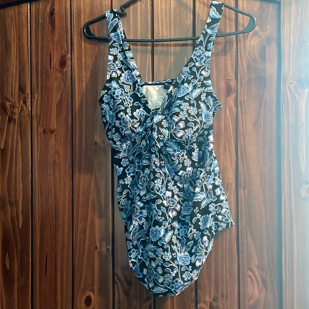 Beach Bump Maternity Tankini Top Small